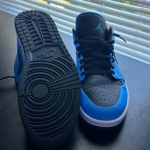 Jordan 1 lows for sell